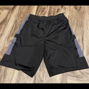 Youth TekGear shorts size XL (18-20)